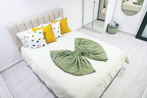 3 عدّة غرف نوم ومكتب ومكواة/لوح كي وواي فاي