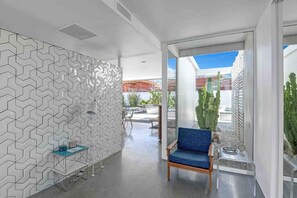 Interior - Mid-Century Steel Oasis in Palm Springs (Palm Springs)