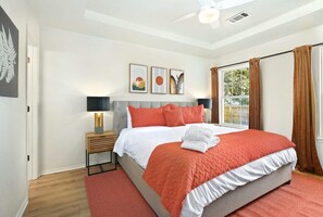 3 chambres, fer et planche à repasser, lit de bébé portatif, Wi-Fi