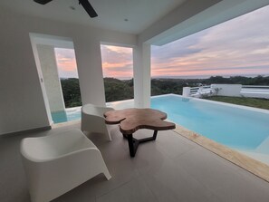 Terrace/patio - Hill view room with 2 shared bathrooms in seaview Villa (Las Terrenas)