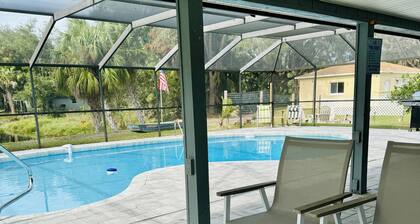 Saltwater pool•Near 3 Sisters Springs•Boat trailer parking