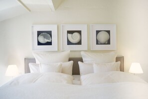 2 bedrooms, in-room safe, desk, iron/ironing board - Wohnen Unter Reet in Ruhiger Dorfrandlage, Ideal für Paare, Gerne Auch mit Hund! (Midlum)