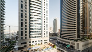 View from property - Nasma Holiday Homes - The Torch Tower 1 (Dubai)