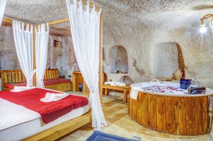 Magara Jakuzili Oda | 高档床上用品、隔音、免费 WiFi、床单