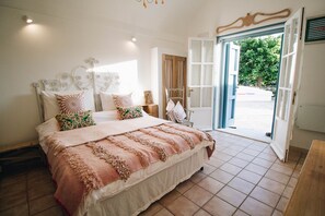 4 habitaciones, tabla de planchar con plancha y wifi gratis 