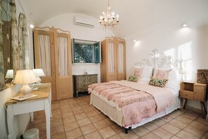 4 Schlafzimmer, Bügeleisen/Bügelbrett, kostenloses WLAN, Bettwäsche