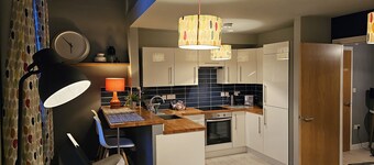 Charming 1-bed Apartment in Newark