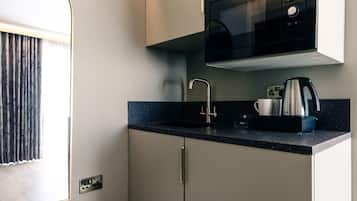 Premier Double Room, Non Smoking | Private kitchen | Fridge, microwave, electric kettle