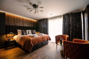 Luxe kamer, 1 twee- of 2 eenpersoonsbedden, niet-roken | Gratis wifi, beddengoed