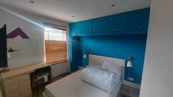 3 bedrooms, free WiFi, bed sheets