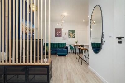 Spacious Family Apartment by Renters