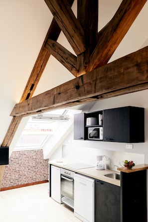 Comfort Loft | Private kitchen | Mini-fridge, microwave, stovetop, toaster - 97 Smart Appart Le Havre (Le Havre)