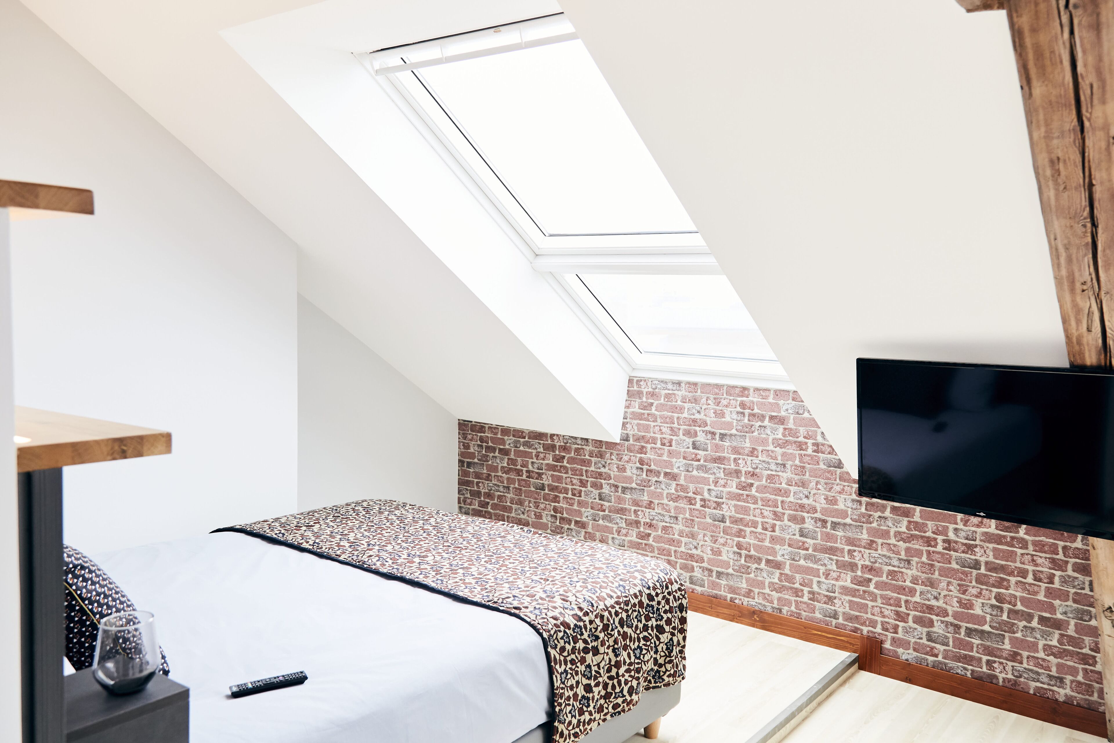 Comfort Loft | Blackout drapes, soundproofing, free WiFi, bed sheets