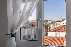 Interior - Garden-inspired retreat (Celeiros)