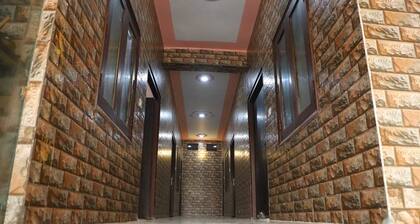 Shri Laddu Gopal Guest House