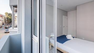 1 habitación, escritorio, internet y ropa de cama