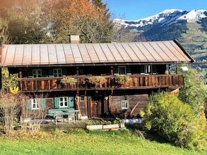 Exterior - Authentisches Kleines Bauernhaus in Herrlicher Lage (Jochberg)