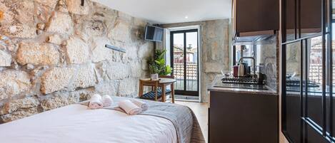 Internet, bed sheets