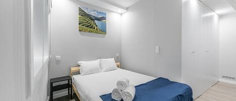 Escritorio, Internet, ropa de cama