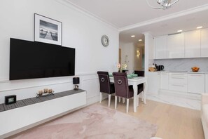 Interior - Stylish Apartment | Balcony | Workspace (Gdynia)