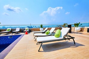 Outdoor pool - Vintano Hotel (Lekki)