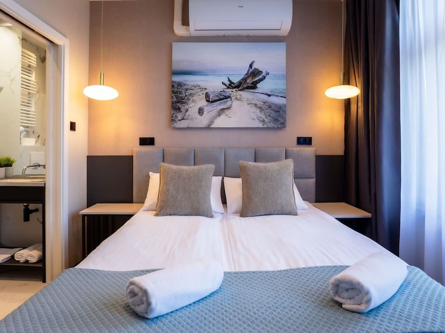 Standaard tweepersoonskamer | Lakens van Egyptisch katoen, luxe beddengoed, pillowtop-bedden