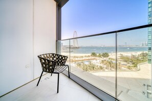House, Smoking | 3 bedrooms - Classy Address JBR 3BR w Balcony and Beach Access (Dubai)