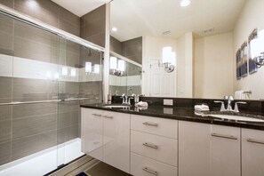 Casa de ciudad, 3 habitaciones | Baño