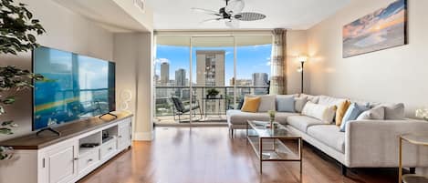 Condo, 2 Bedrooms | Living area | Smart TV