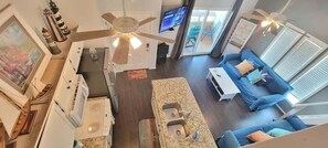 Apartment, 2 Bedrooms | Living area