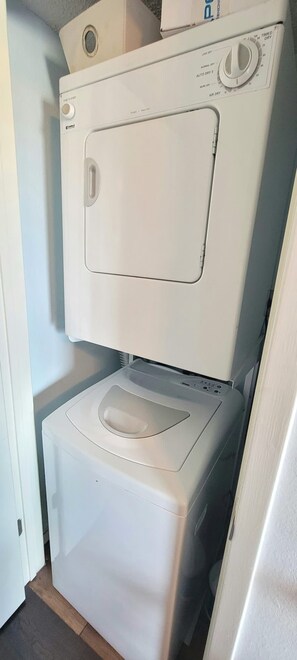 Apartment, 2 Bedrooms | Interior