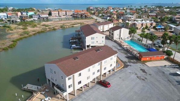 Apartment, 2 Bedrooms | Exterior
