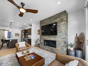 Living area - 541 Center Circle 3br 3.5ba 3 Bedroom Townhouse by RedAwning (Silverthorne)