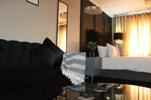 1 soverom, strykejern/-brett, wi-fi og sengetøy