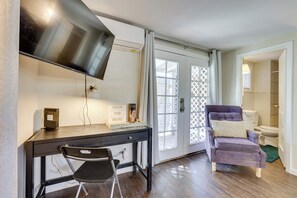 Apartment (0 Bedroom) | Interior - 5 Mi to Dtwn: Pet-friendly Phoenix Studio w/ Yard (Phoenix)