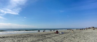 Myrtle Beach Vacation Rental - Walk to the Ocean!