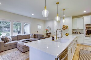 Casa (2 Bedrooms) | Interior