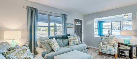 House (2 Bedrooms) | Front of property