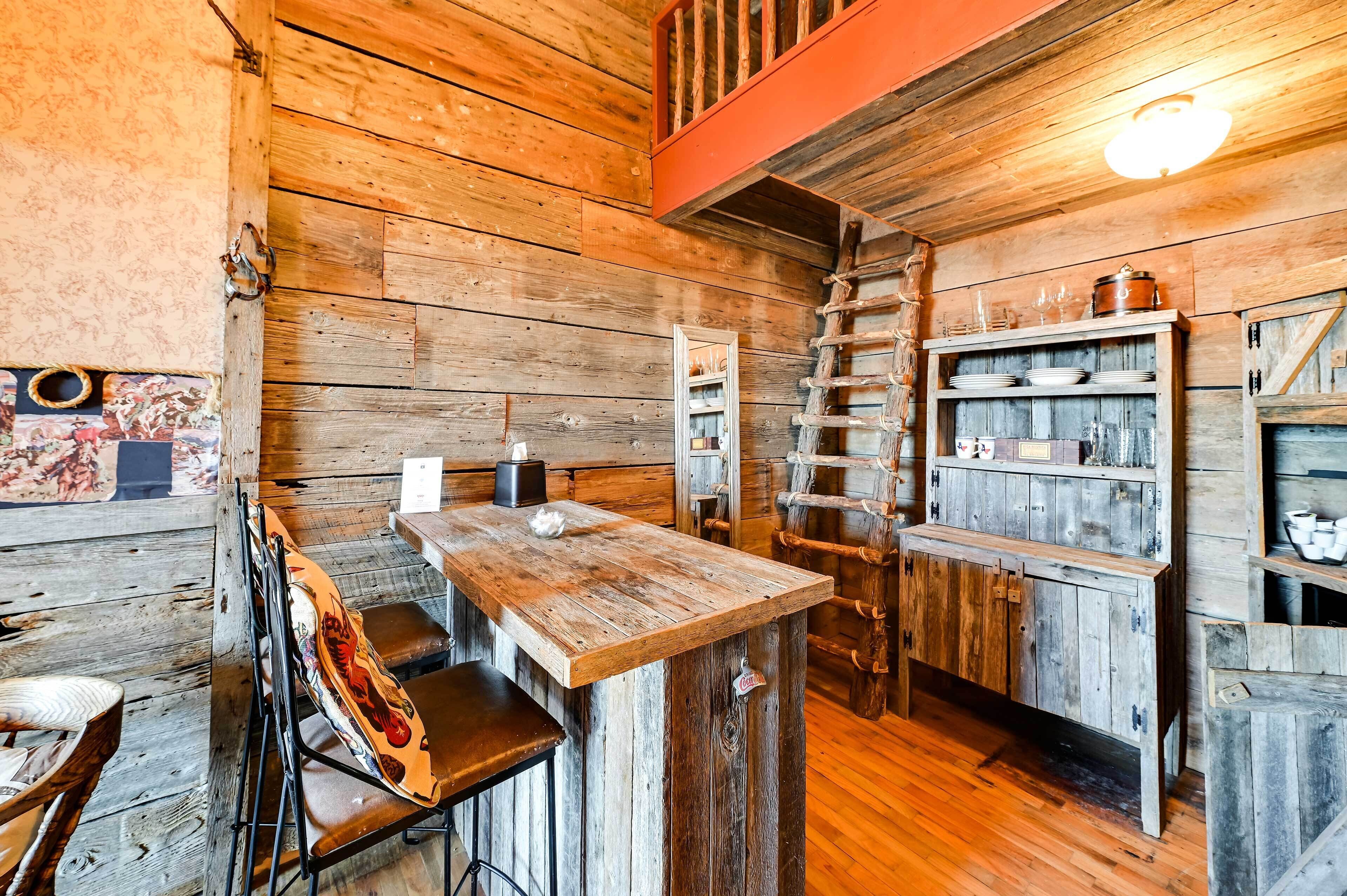 Apartment (0 Bedroom) | Interior