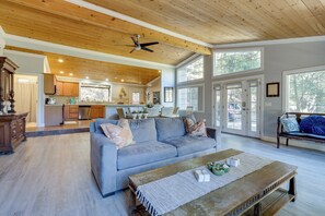 House (3 Bedrooms) | Interior - Peaceful Lower Lake Home ~ 5 Mi to Clear Lake! (Lower Lake)