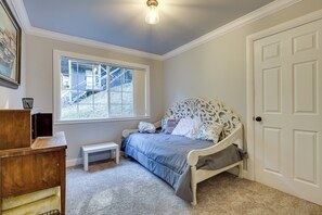 House (3 Bedrooms) | Interior - Peaceful Lower Lake Home ~ 5 Mi to Clear Lake! (Lower Lake)