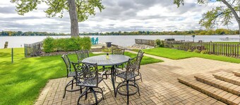 Lakefront Antioch Cottage w/ Dock & Gas Grill!