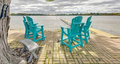 Lakefront Antioch Cottage w/ Dock & Gas Grill!