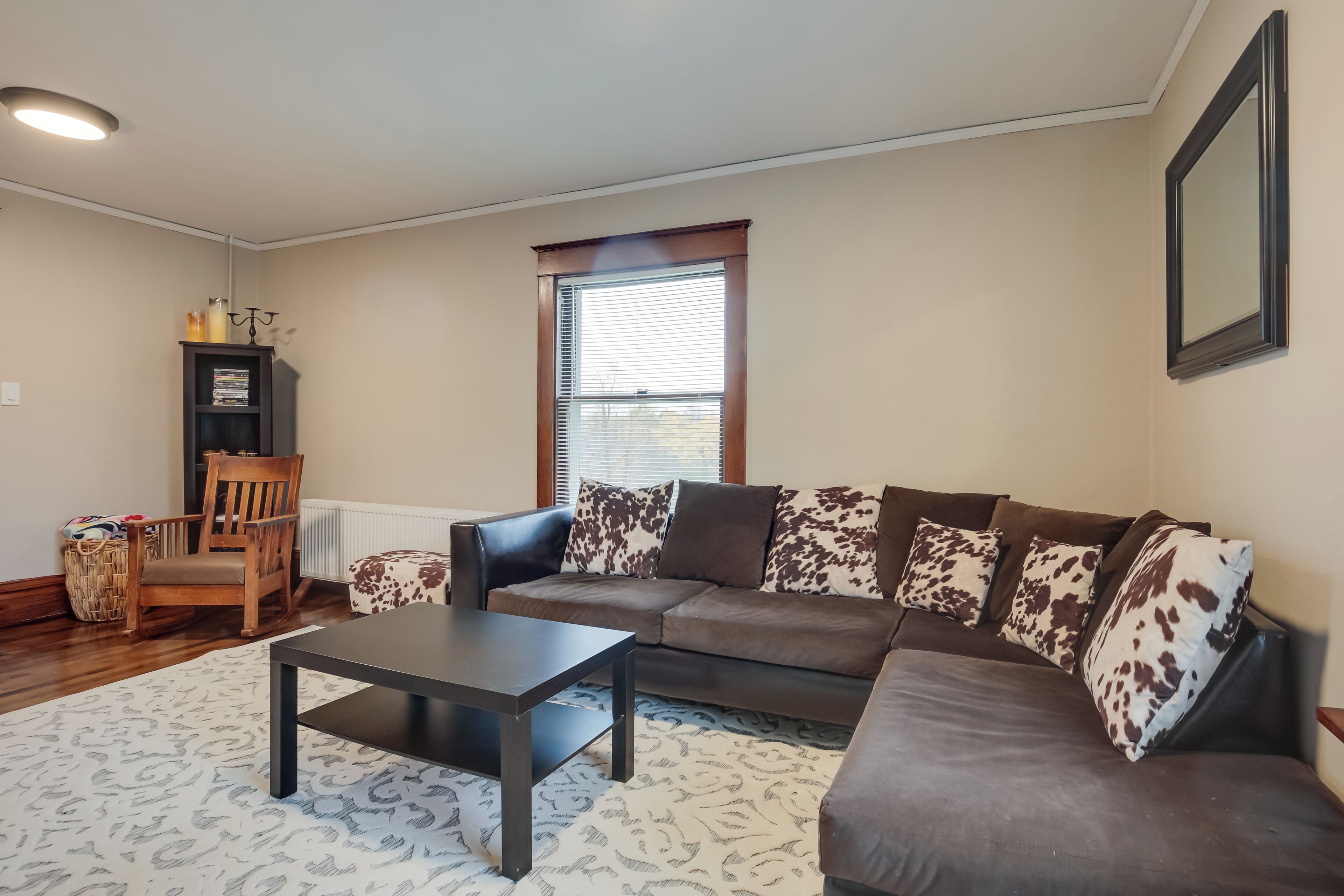 House (5 Bedrooms) | Interior