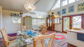 Apartment (0 Bedroom) | Bahagian dalam