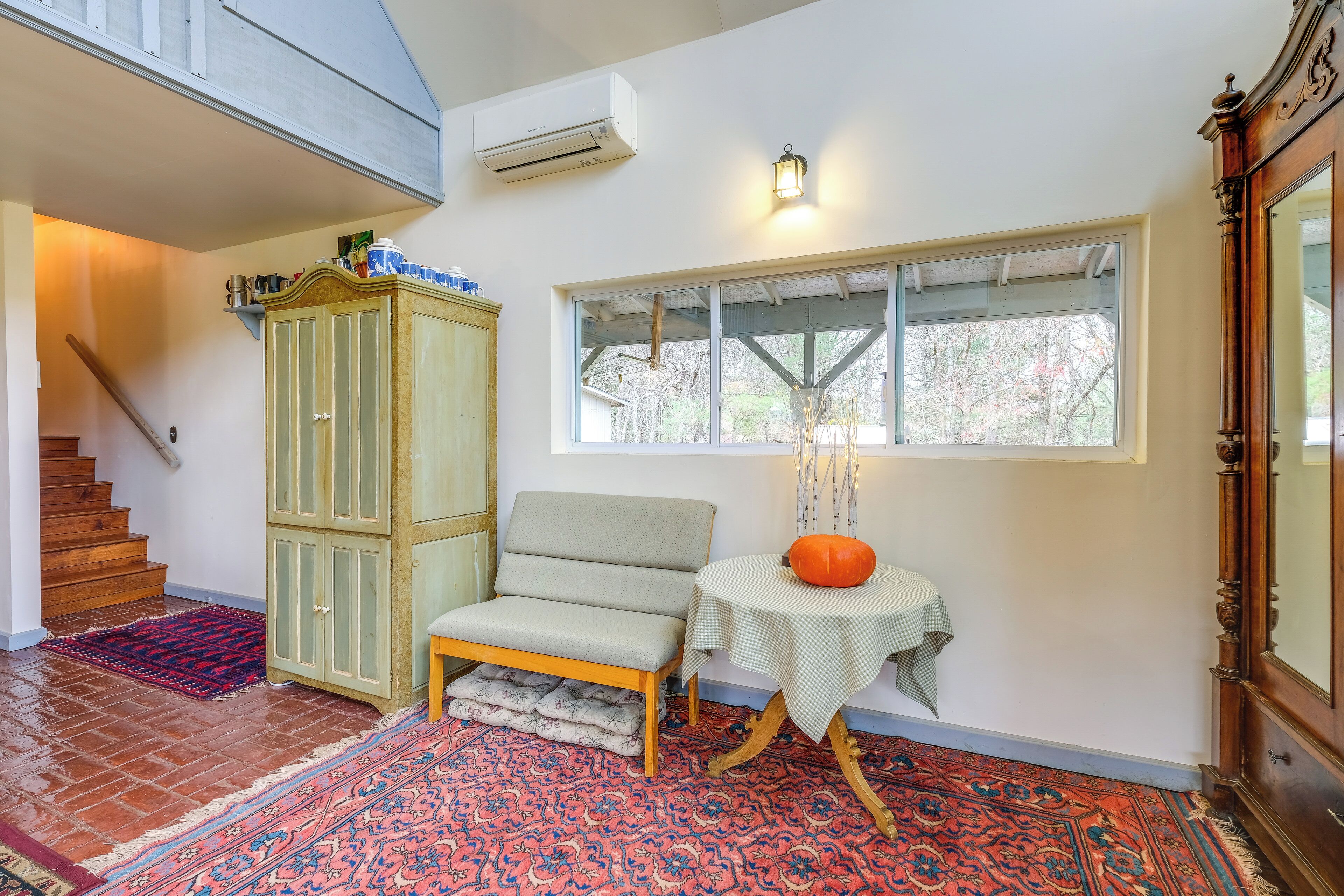 Apartment (0 Bedroom) | Interior