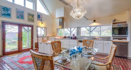 Pet-friendly Pilot Studio w/ Vineyard Views!