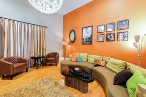 Apartment (1 Bedroom) | Interior