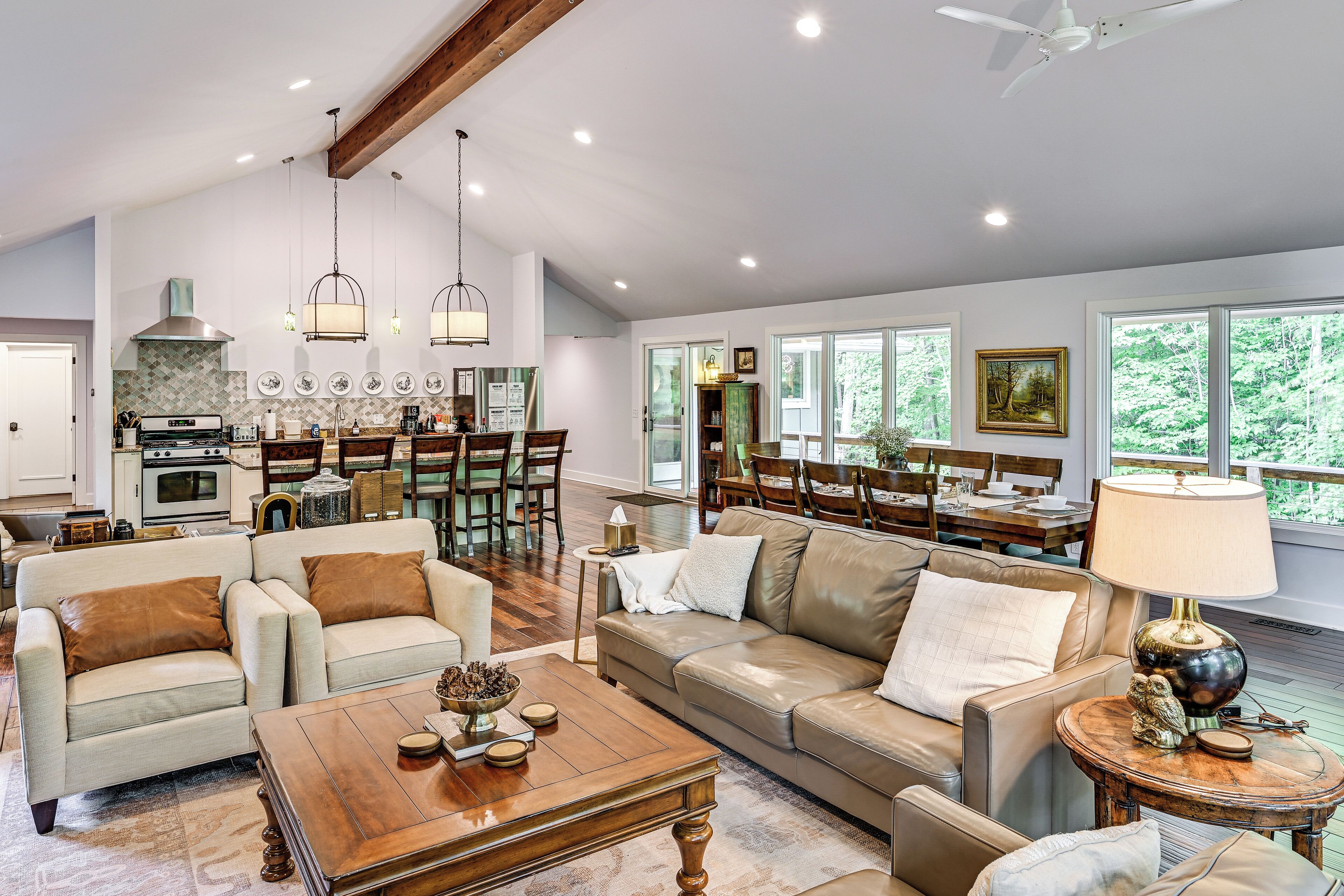 House (4 Bedrooms) | Interior