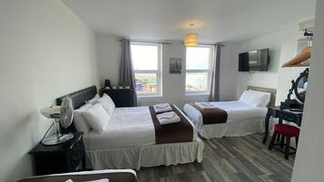 Quadruple Room, Partial Sea View